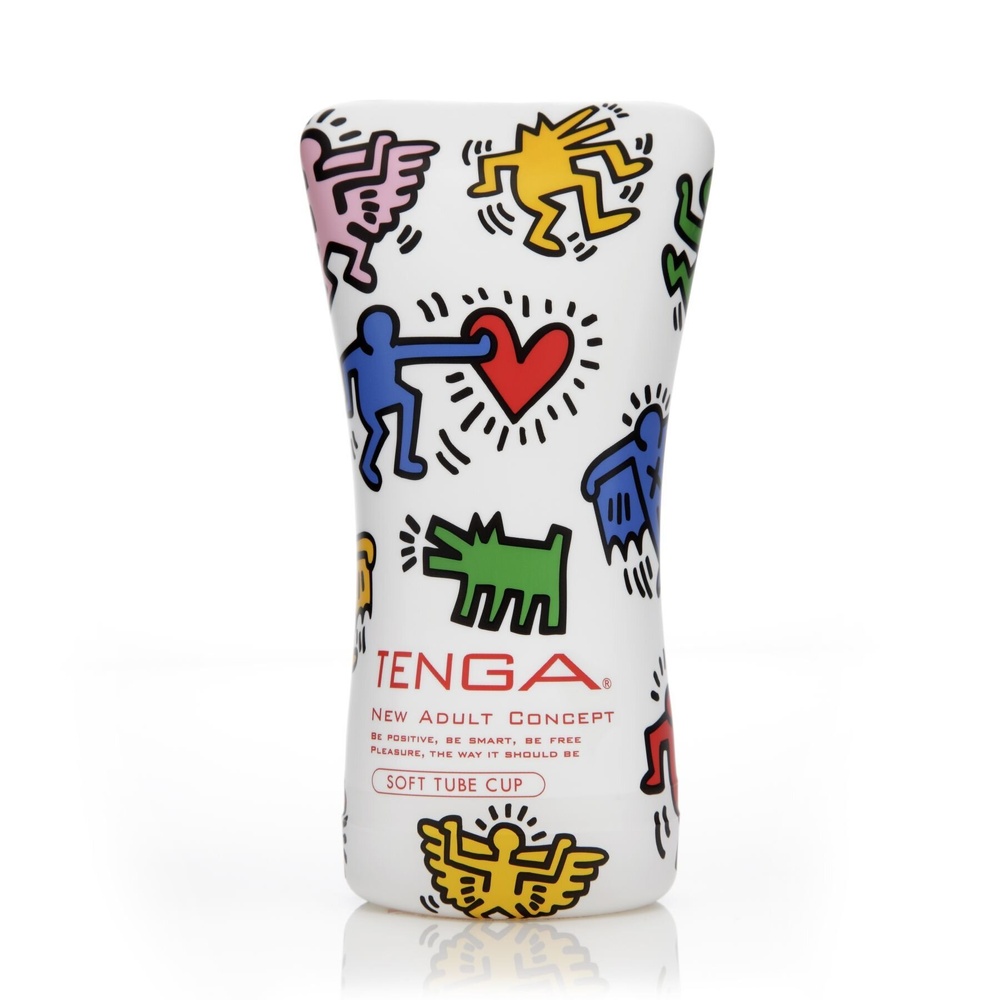 Мастурбатор Tenga Keith Haring Soft Tube Cup (м'яка подушечка) здавлюється фото